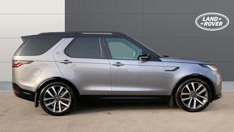 Land Rover Discovery 3.0 D300 Dynamic SE 5dr Auto Diesel Station Wagon